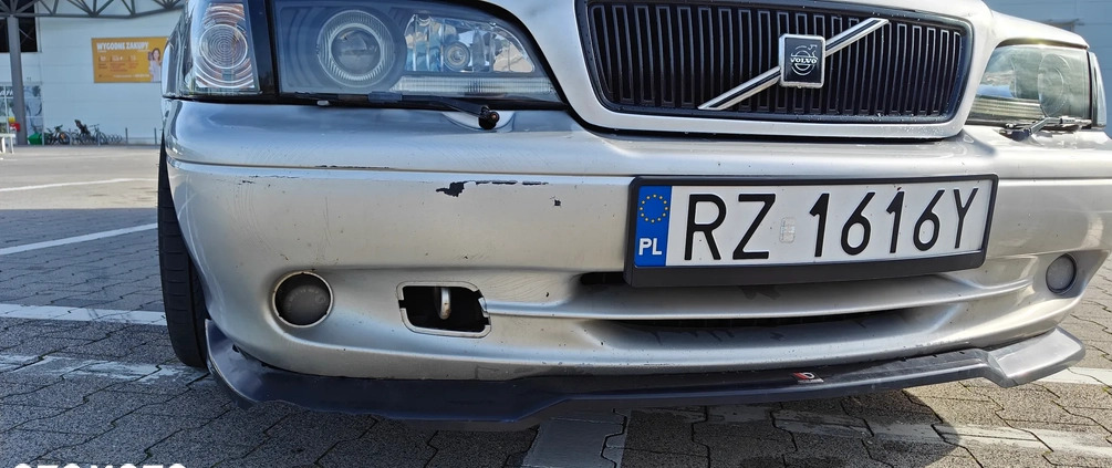 Volvo C70 cena 22900 przebieg: 380786, rok produkcji 1998 z Rzeszów małe 529